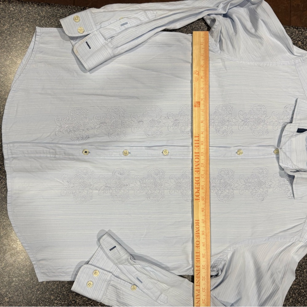 Tommy Bahama embroidered shirt size Medium